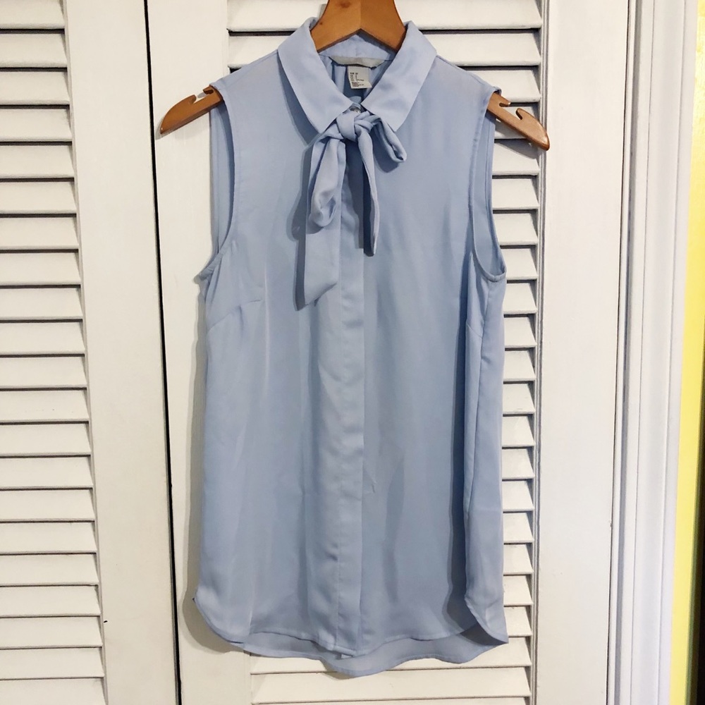H&M Pale Blue Sleeveless Dressy Self Tie Knot Blouse